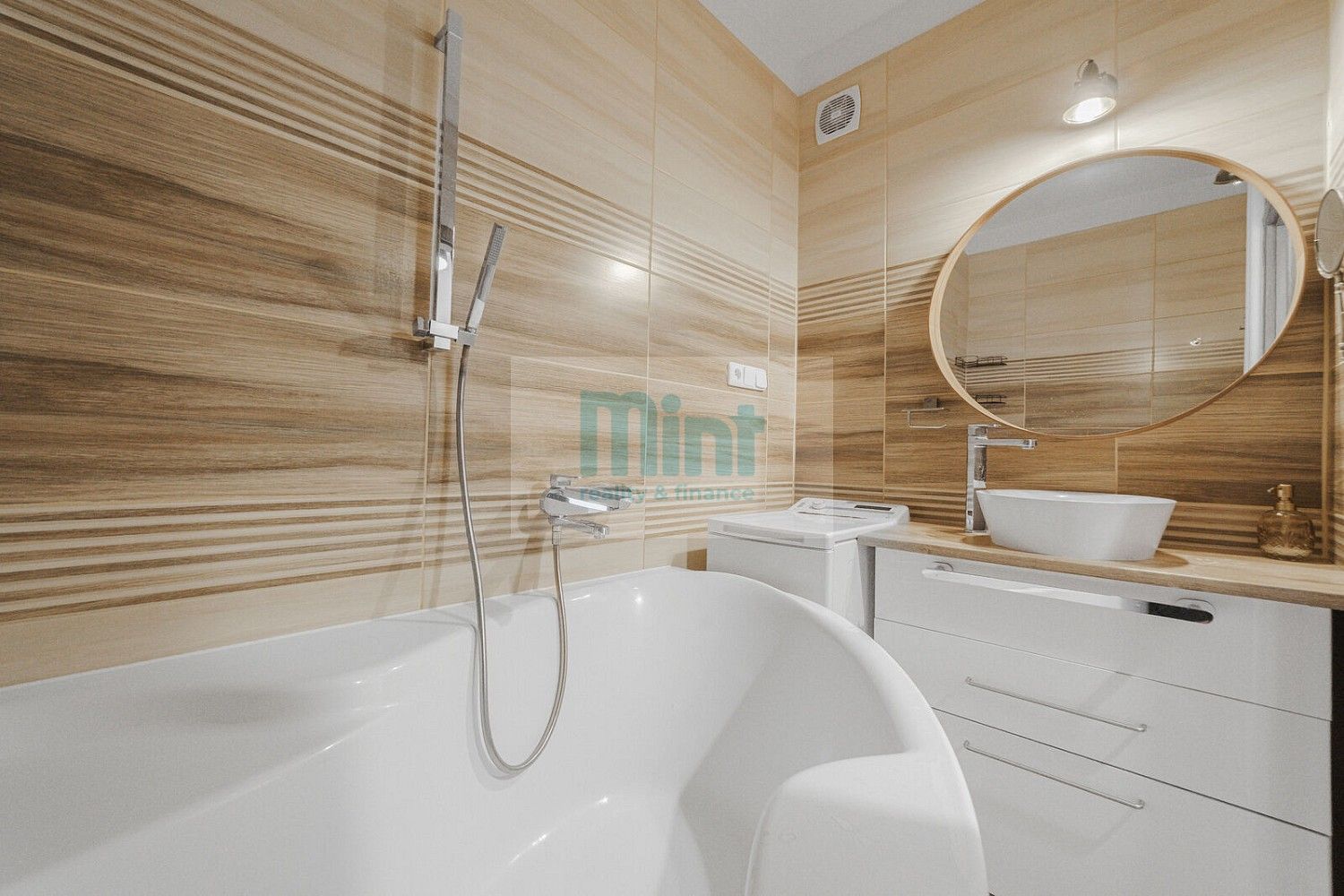 Byt 2+1 · 50 m² · Podroužkova, Ostrava - Poruba - 3