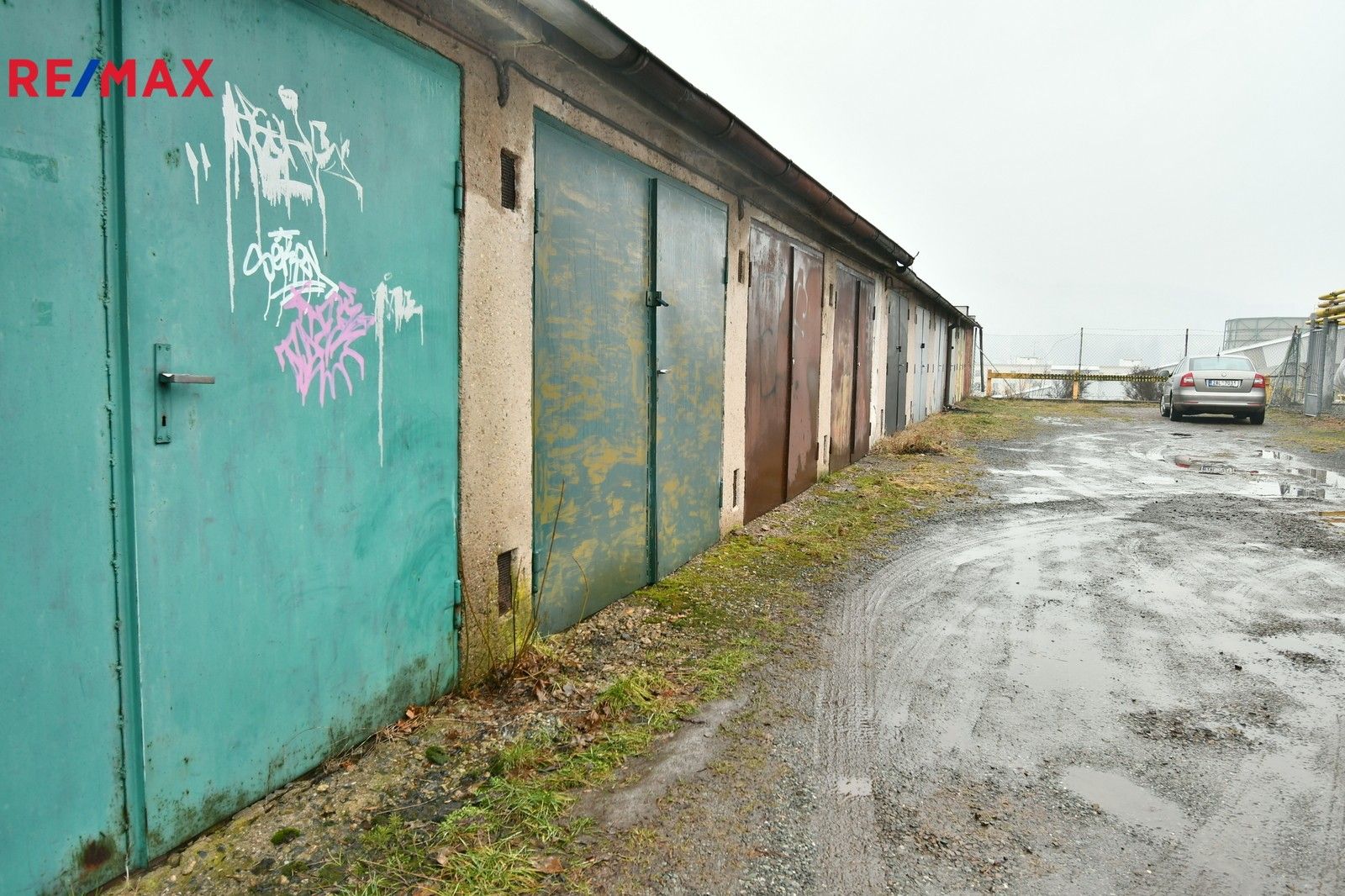 Pronájem garáž - Wolkerova, Náchod, 18 m²