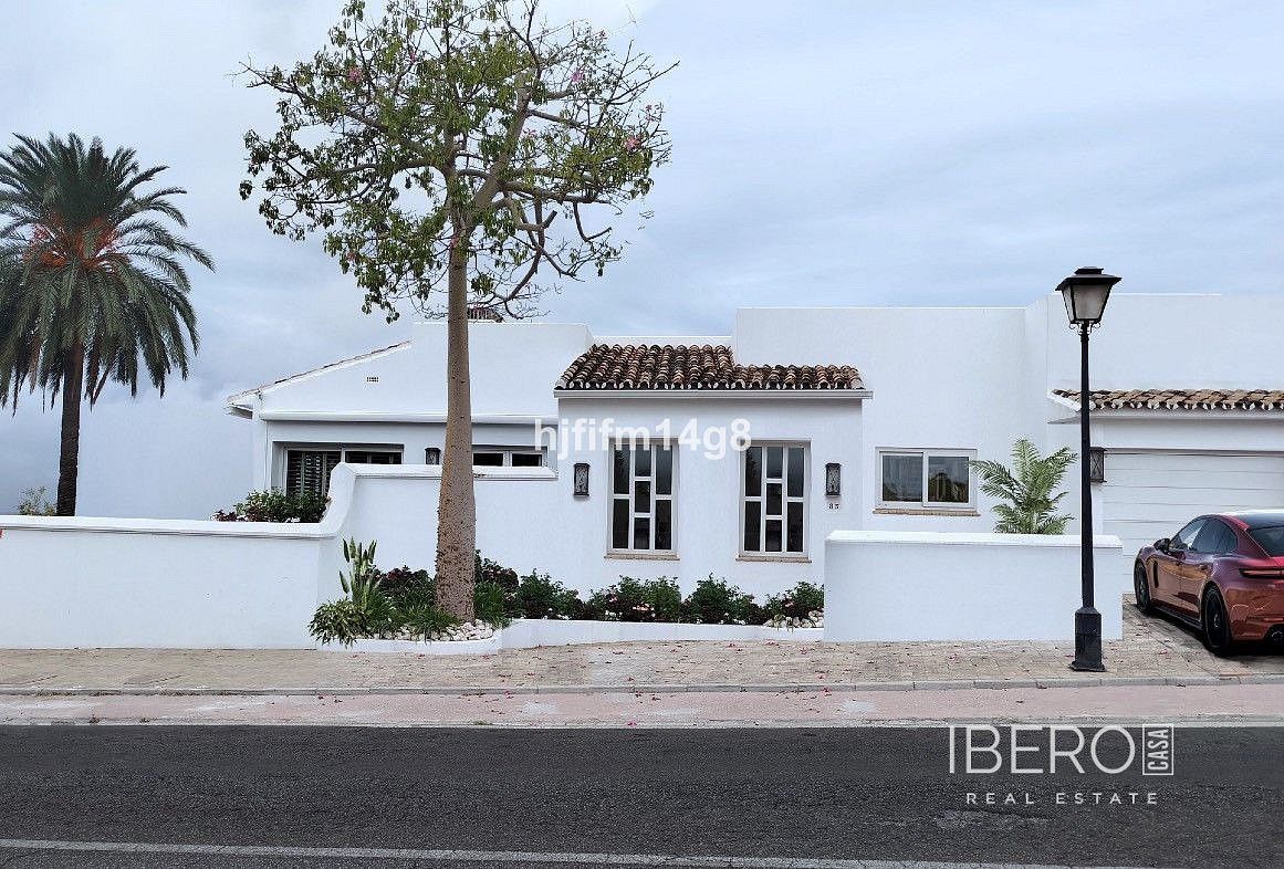 Rodinný dům · 253 m² · Nueva Andalucía, ES - 3