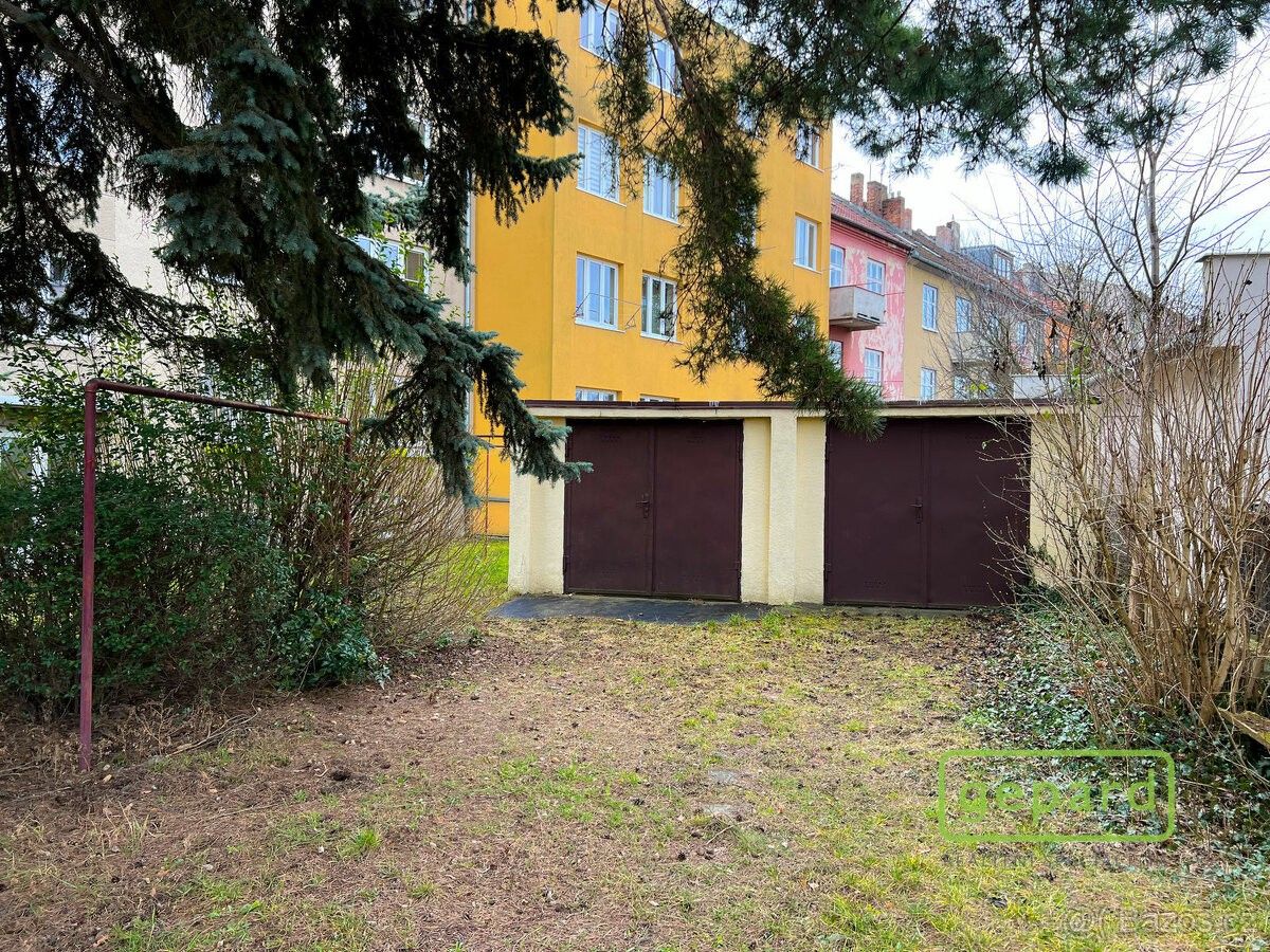 Prodej garáž - Brno, 613 00, 18 m²