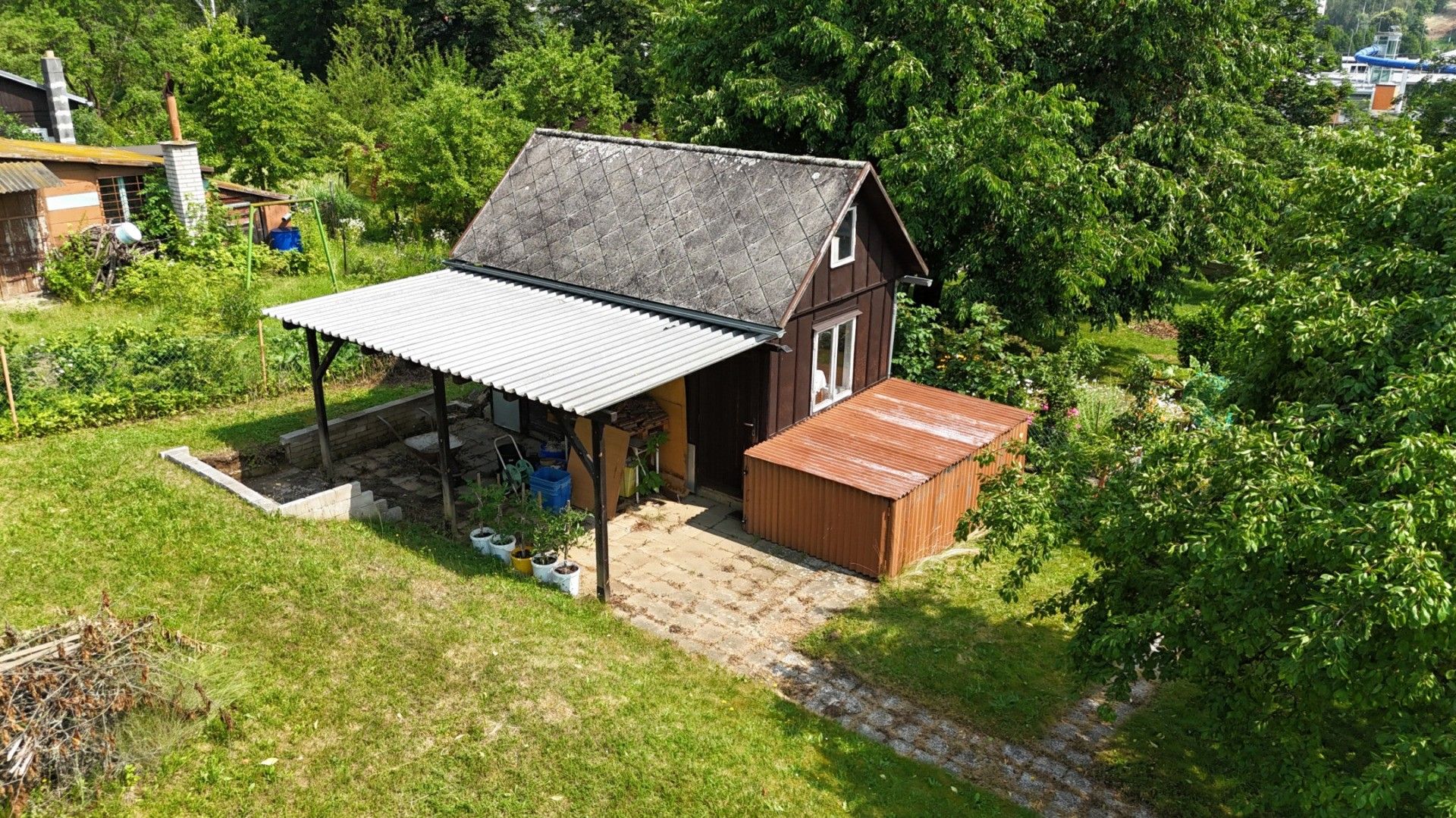 Zahrada · 482 m² · Jihlava - 4