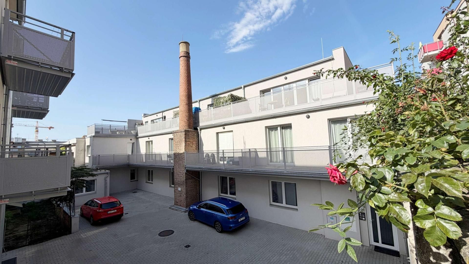 1+kk, Strančická, Praha, 24 m² - 1
