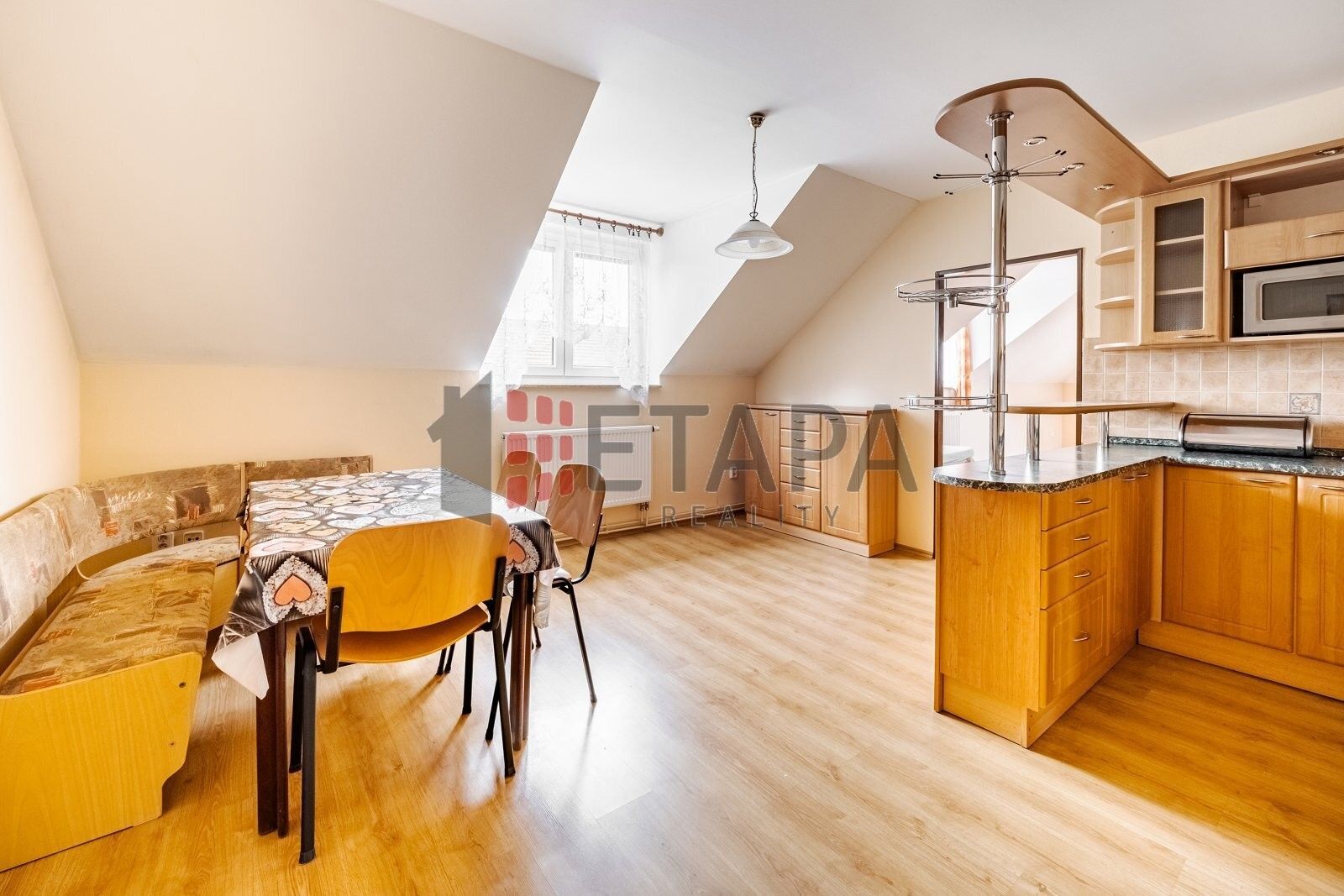 Ubytovací zařízení · 432 m² · Ražice - 4