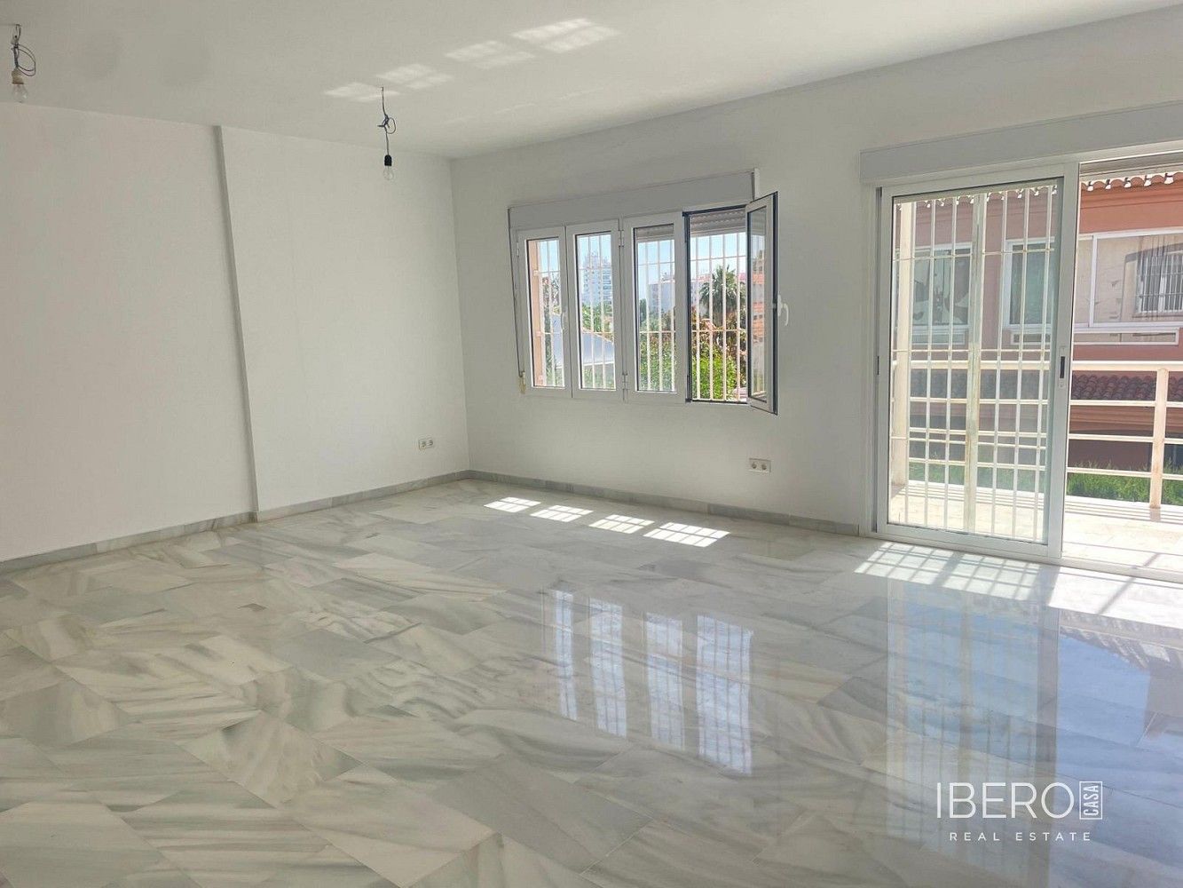 Prodej rodinný dům - Arroyo de la Miel, ES, 213 m² - 2