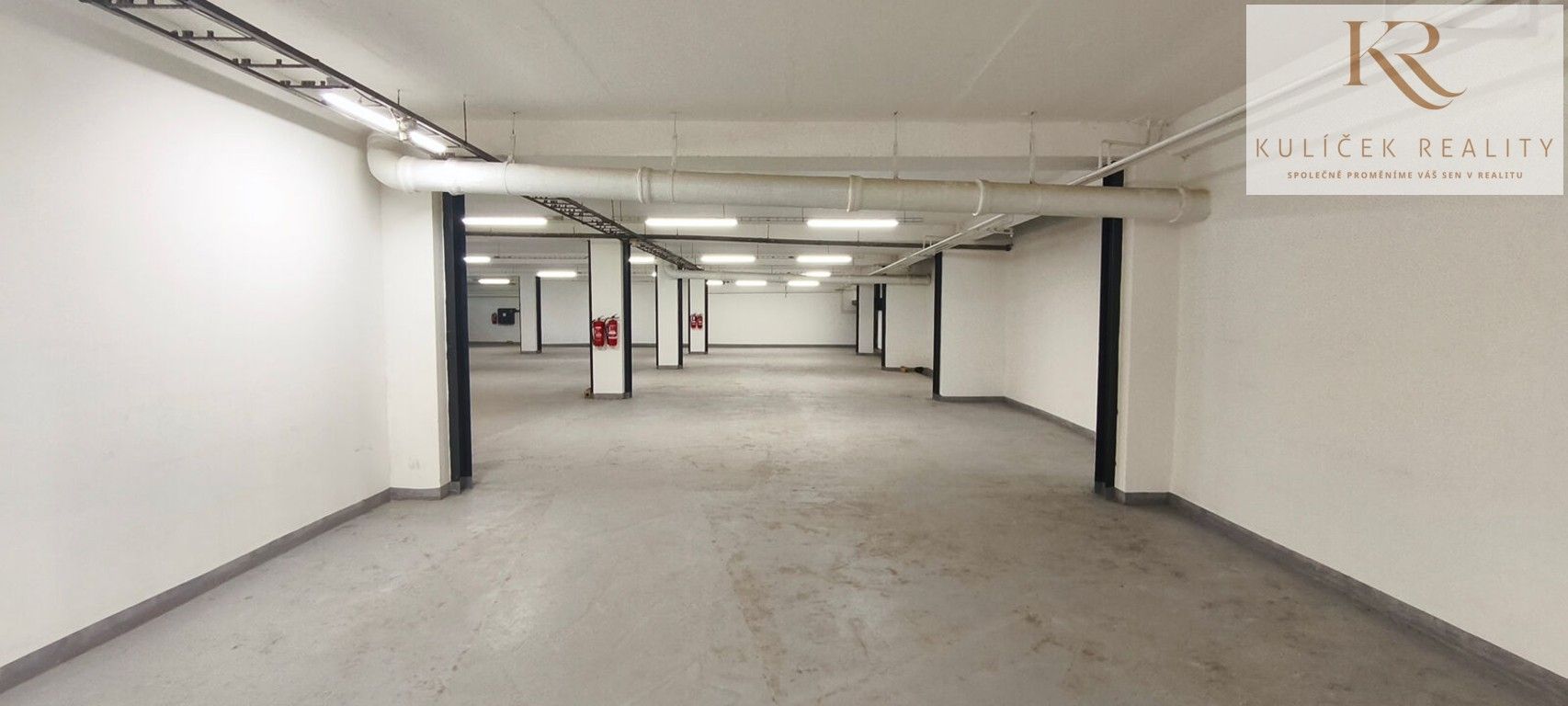 Pronájem sklad - Ve žlíbku, Praha, 435 m²