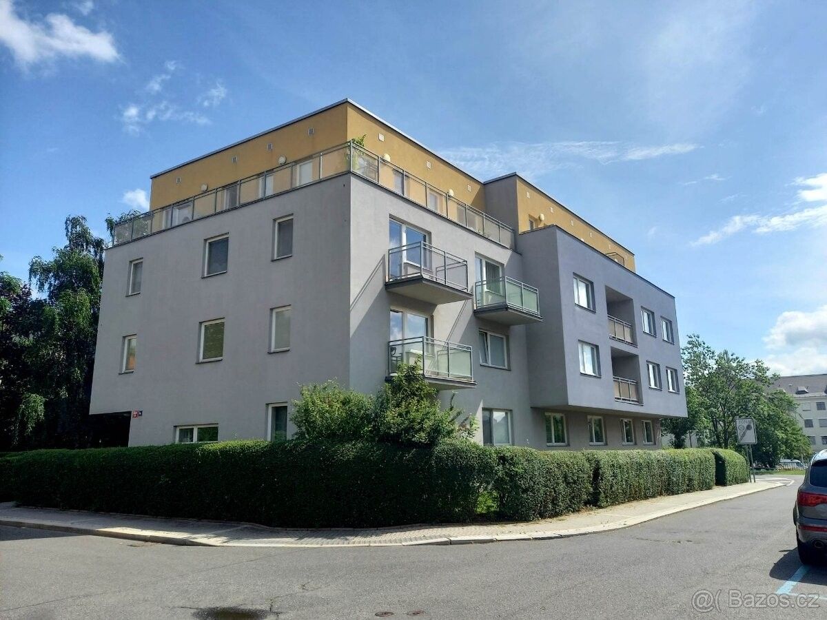 Byty, Praha, 169 00