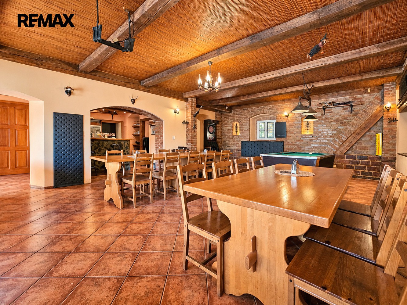 Prodej restaurace - Podbořany - Buškovice, okres Louny, 400 m² - 2