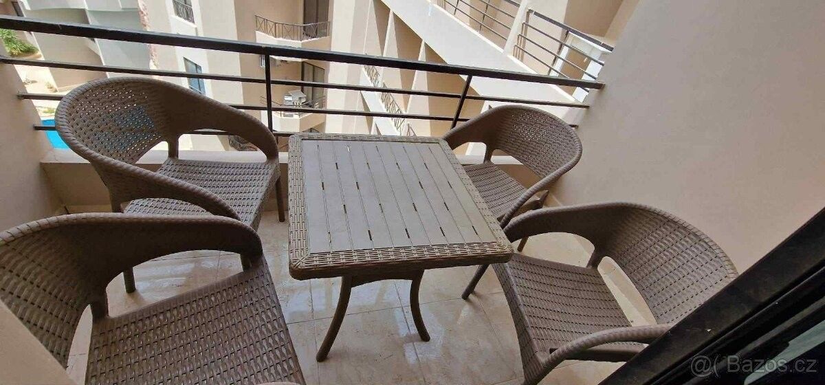 Prodej byt - 987 66, Zahraničí