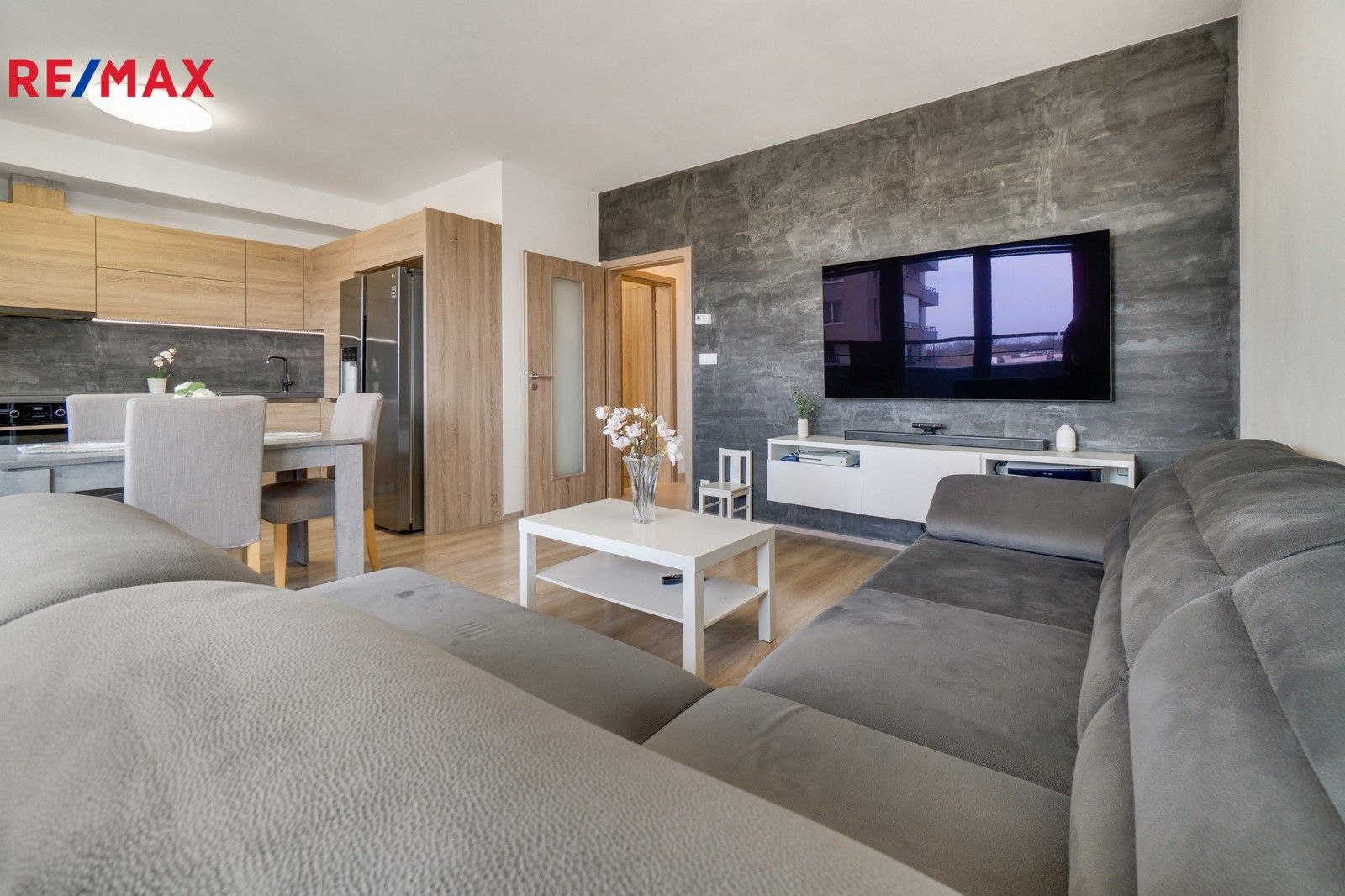 3+kk, Hlučkova 869, Praha, 81 m²