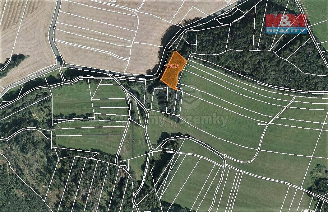 Les, 1 177 m²