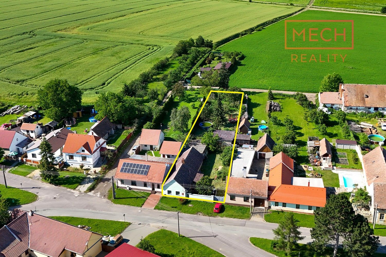 Rodinné domy, Milíčovice, okres Znojmo, 139 m² - 1