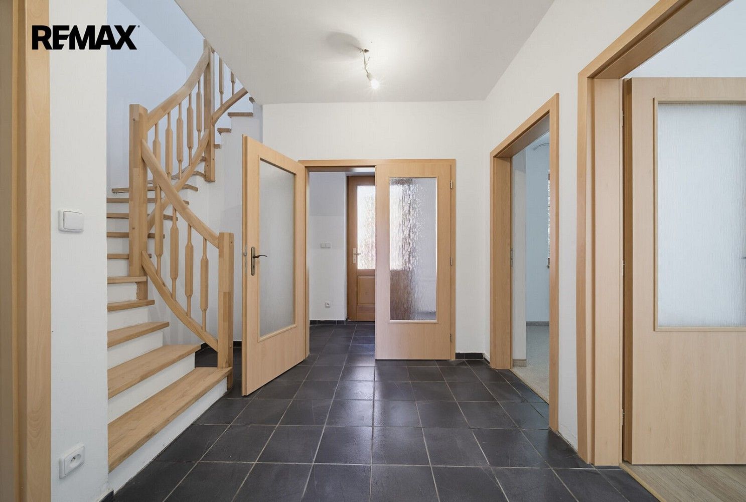 Rodinné domy, Karlovy Vary, Karlovarský kraj, 120 m² - 2