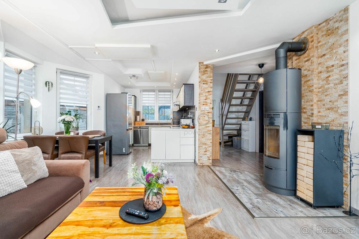 Prodej dům - Kolín, 280 02, 125 m²