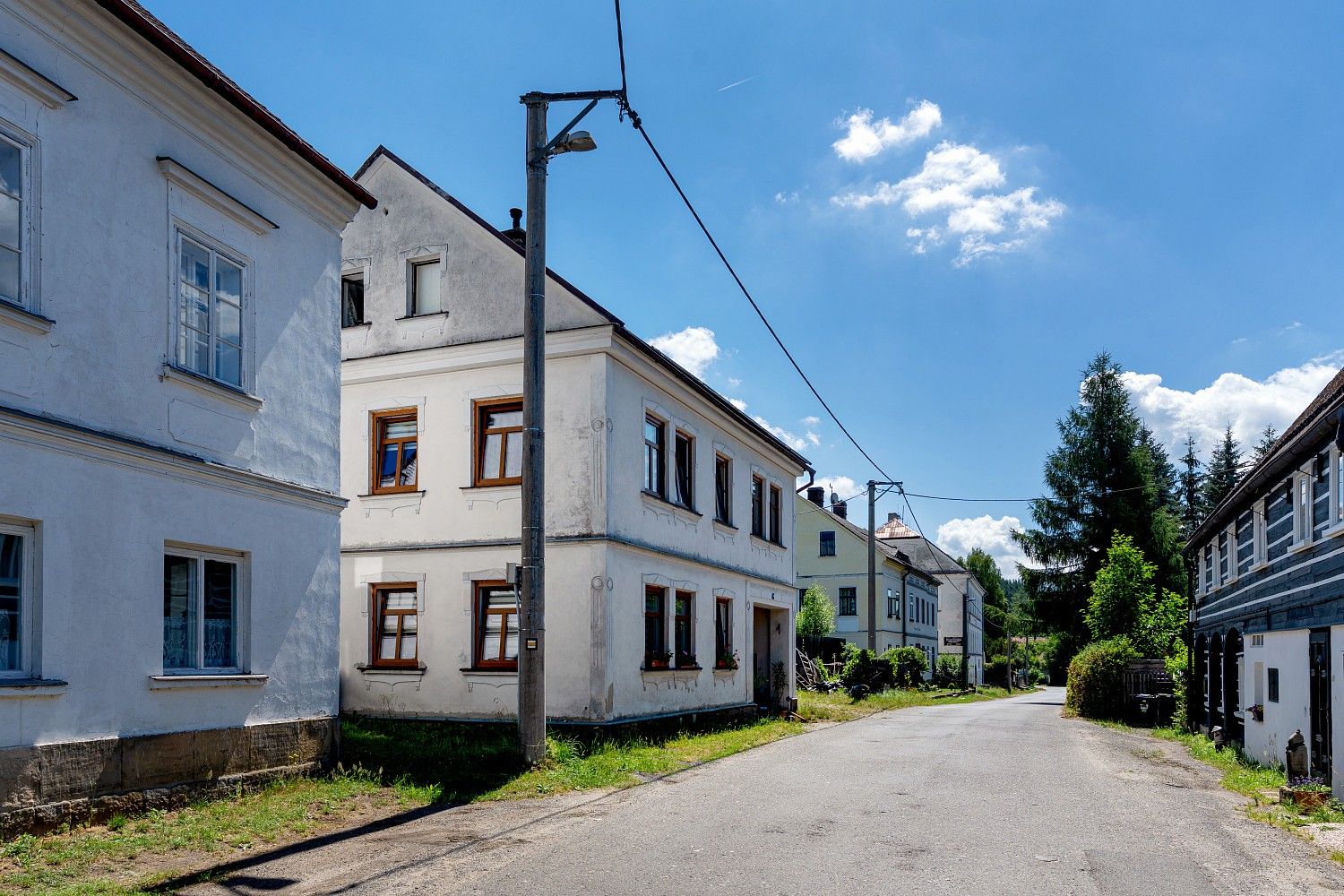 Rodinné domy, Mařenice, okres Česká Lípa, 250 m² - 1