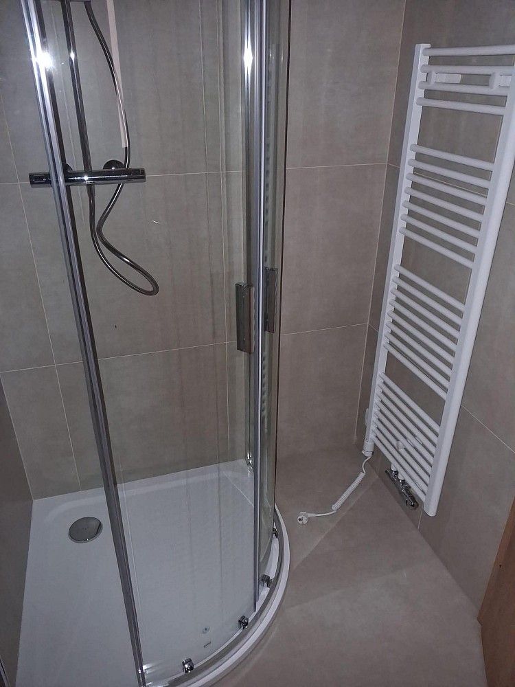 Pronájem byt 1+kk - Na Roudné, Plzeň - Severní Předměstí, 38 m² - 5