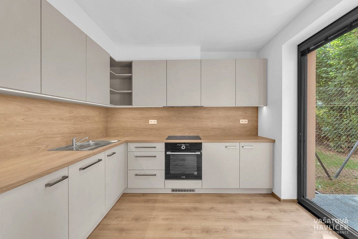 3+1, Hradec Králové - Kukleny, Královéhradecký kraj, 188 m² - 1