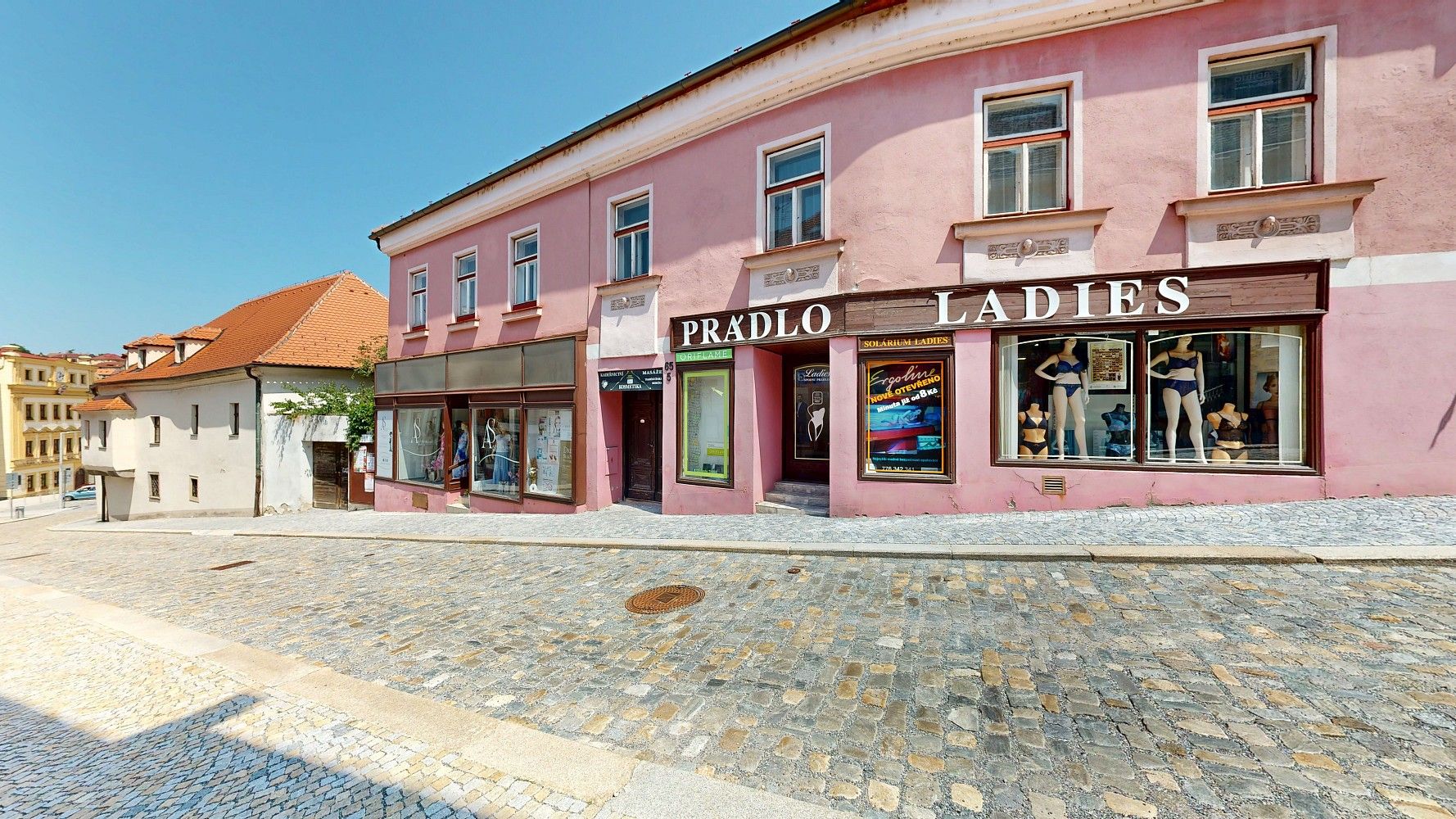 Obchodní prostory, 400 m²