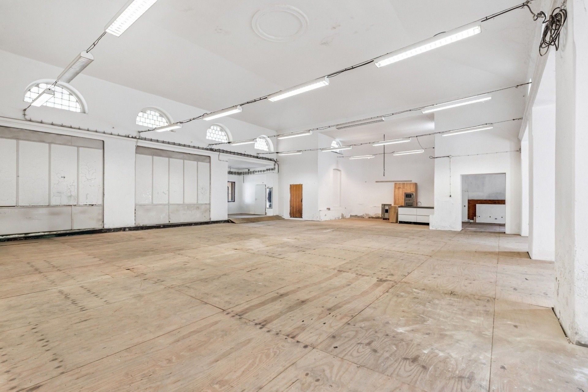 Sklady, Olšinky, Ústí nad Labem, 411 m²