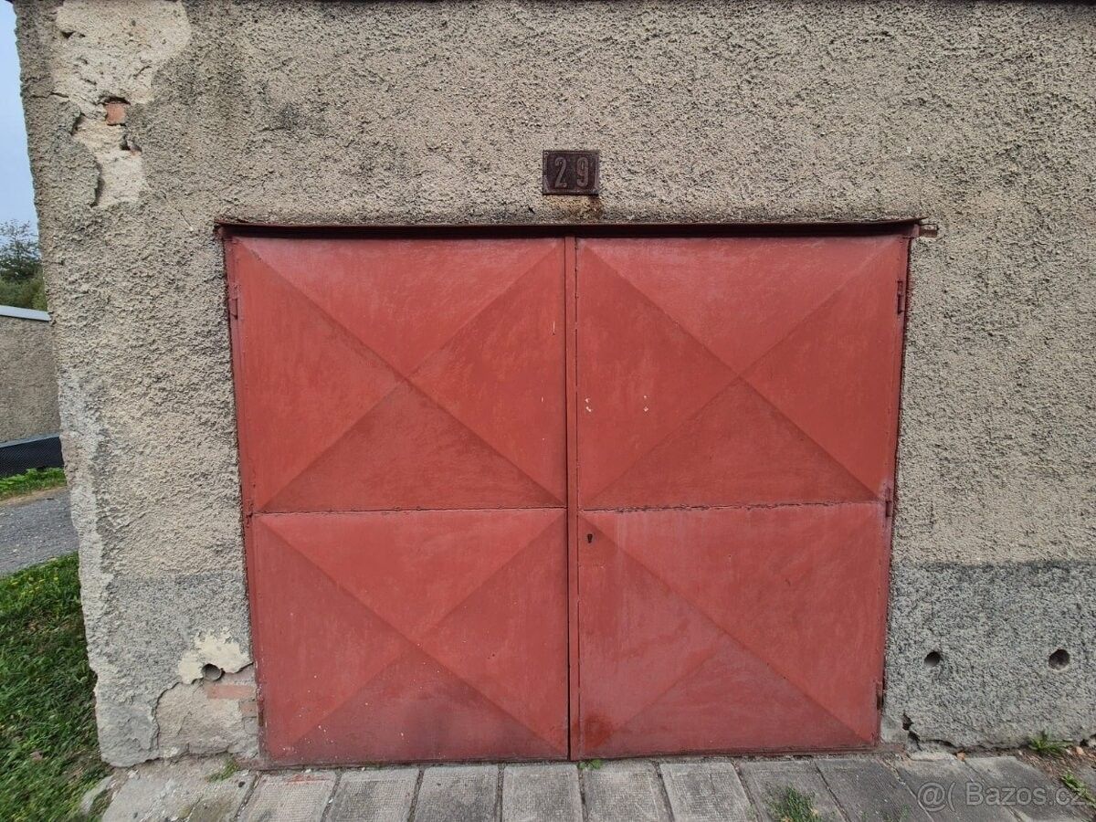 Prodej garáž - Břidličná, 793 51