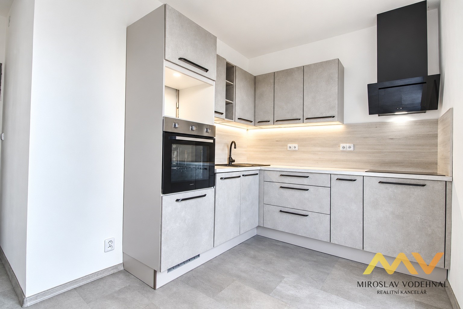 Byt 2+1 · 55 m² · třída SNP, Hradec Králové - 2