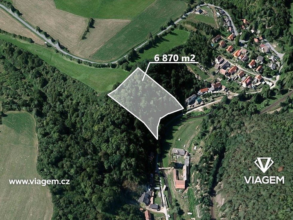 Lesy, Pavlíkov, okres Rakovník, Středočeský kraj - 1