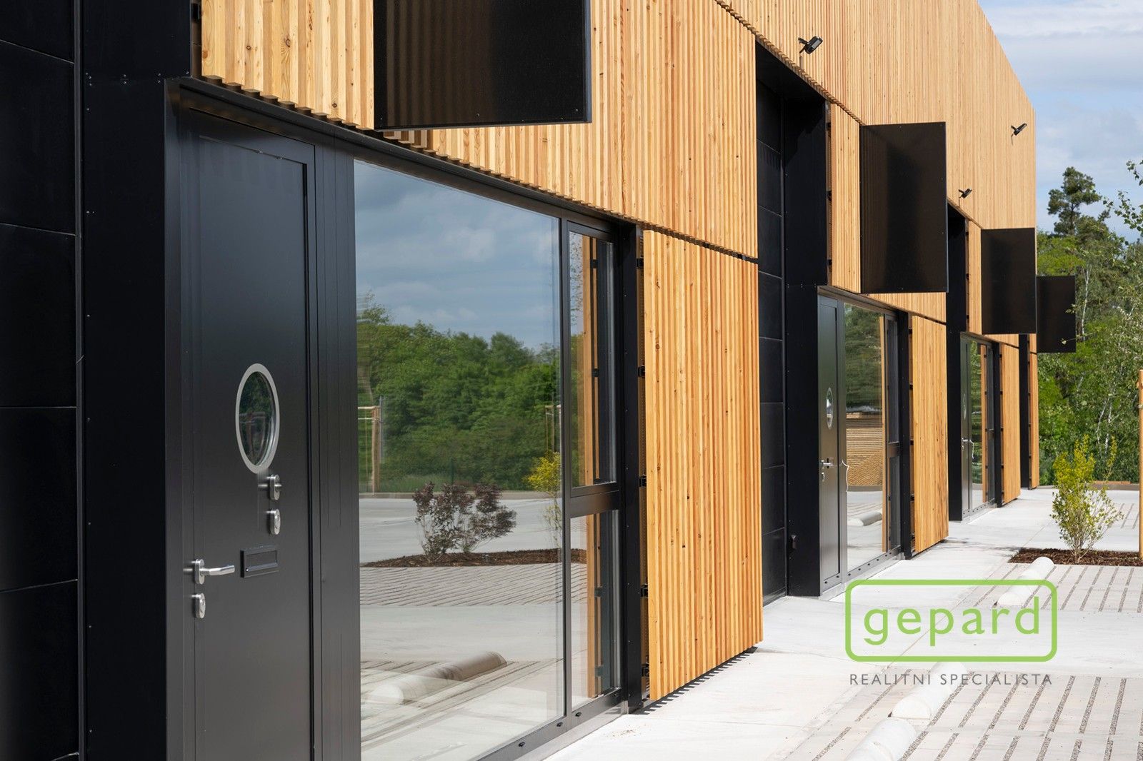 Pronájem obchodní prostory - Klínec, 94 m²