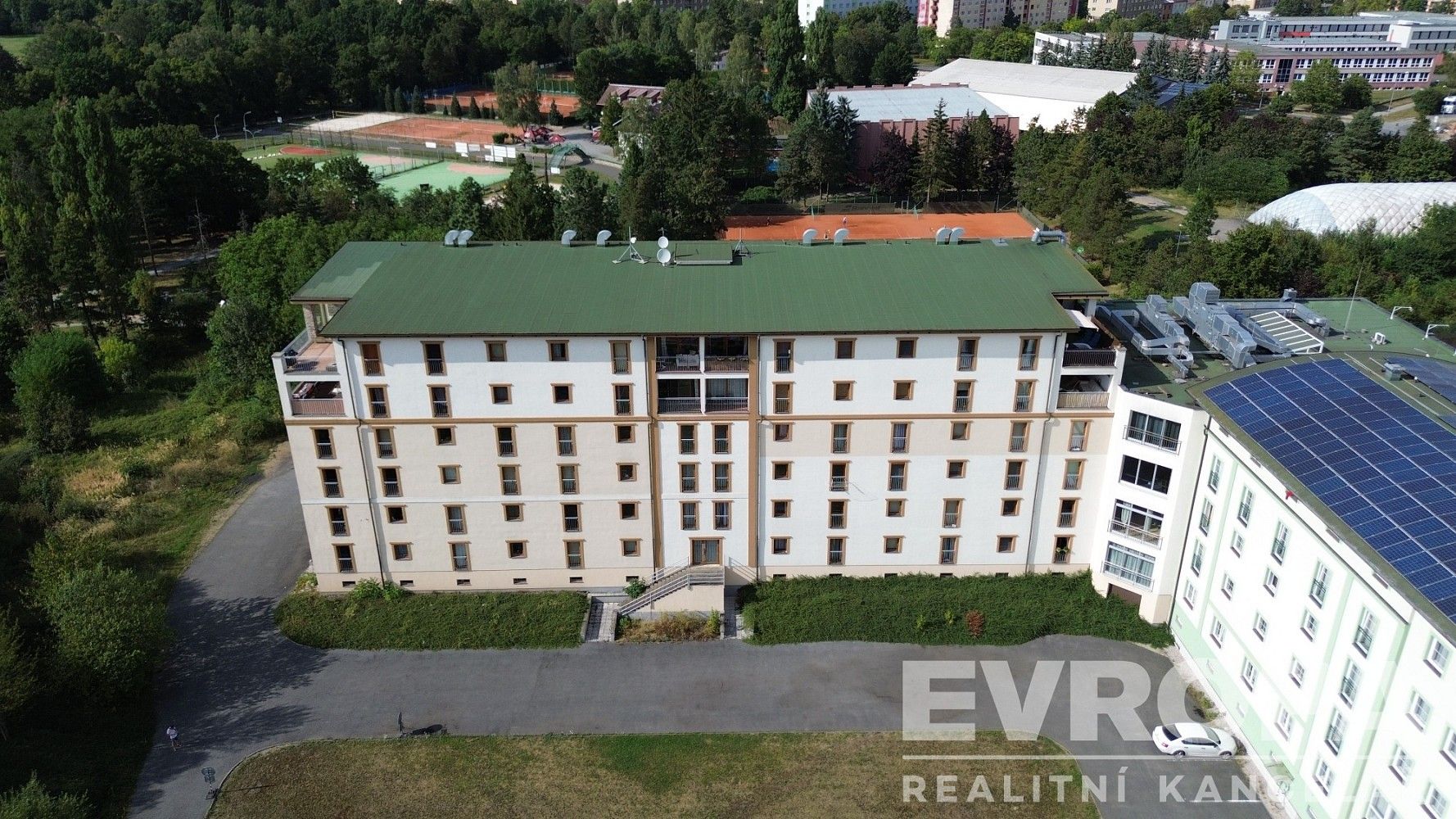 3+kk, Plzeň - Jižní Předměstí, okres Plzeň-město, Plzeňský kraj, 78 m² - 1