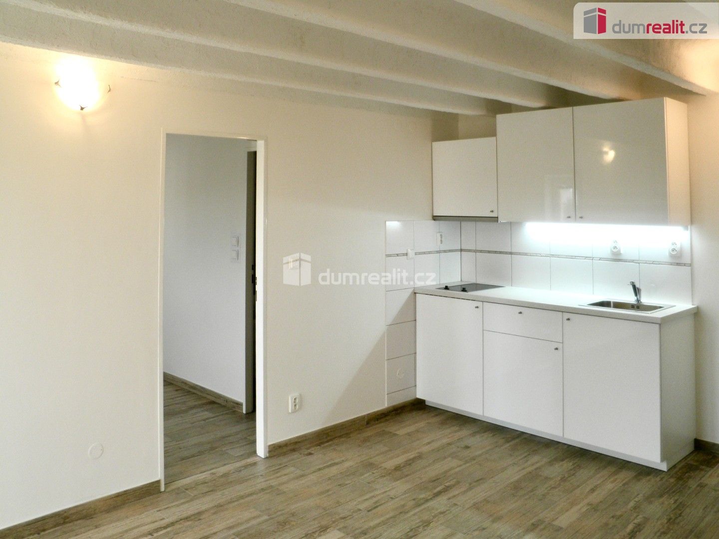 1+1, Národních hrdinů, Břeclav, 28 m²