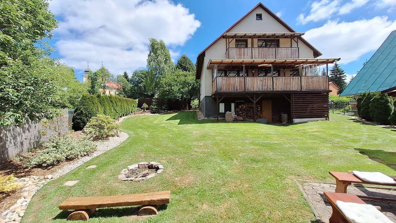 Chaty, Deštné v Orlických horách, Královéhradecký kraj