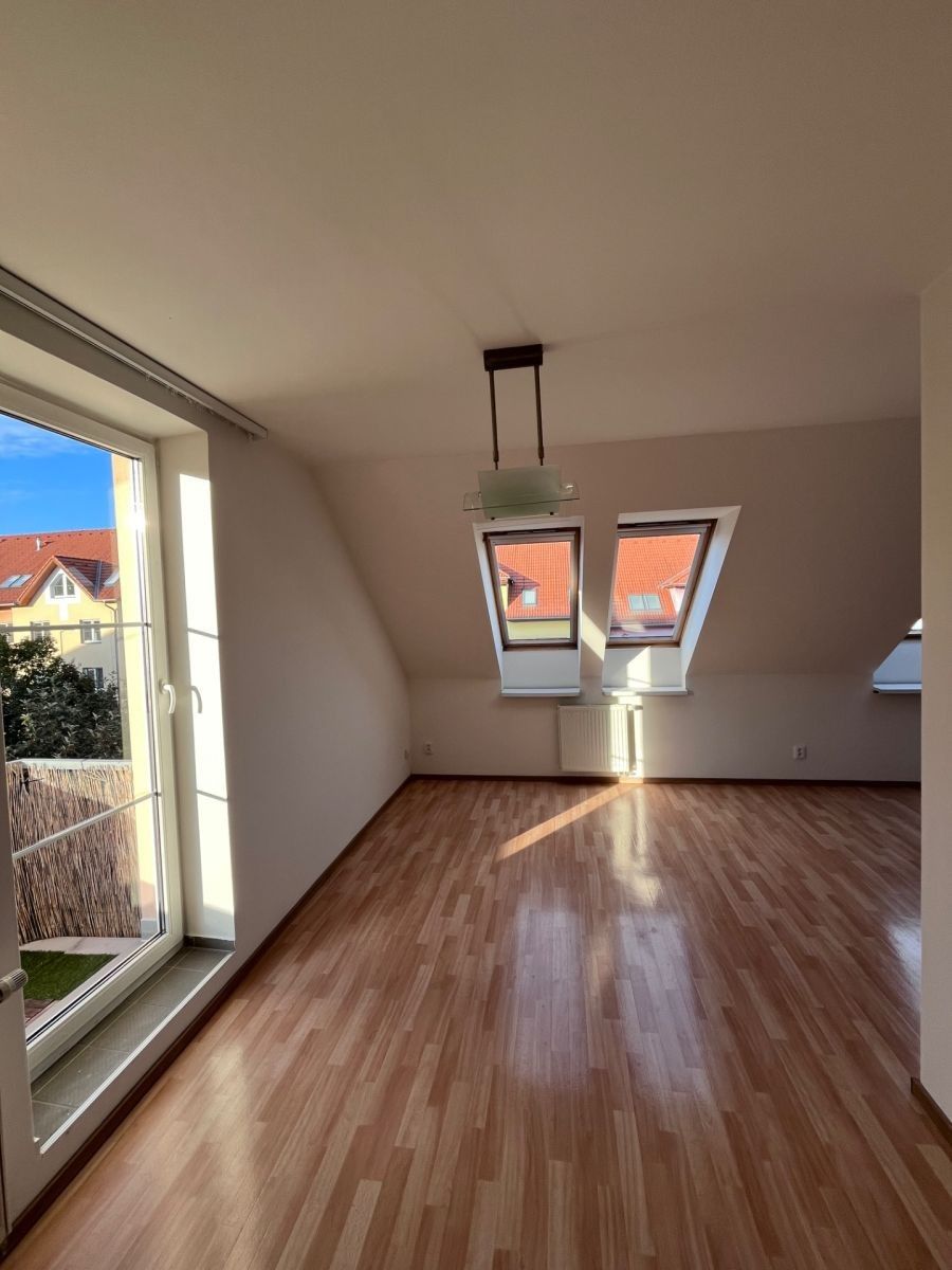 Pronájem byt 2+kk - Dlouhá, Tišnov - Tišnov, Jihomoravský kraj, 72 m² - 5