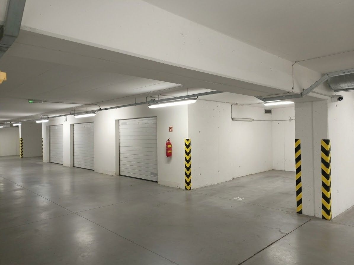 Garáž · Brno, 641 00 - 1
