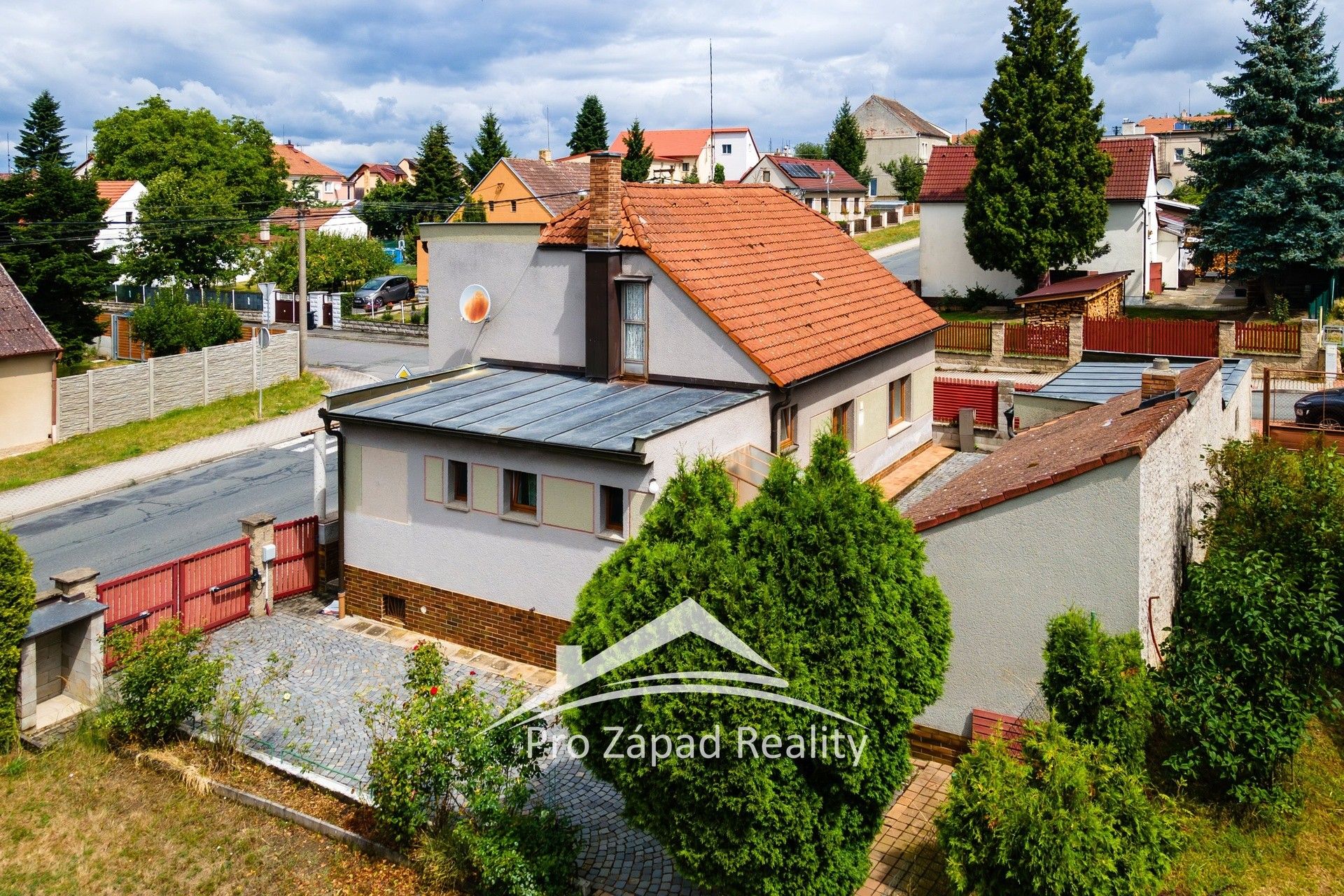 Rodinný dům, 196 m²