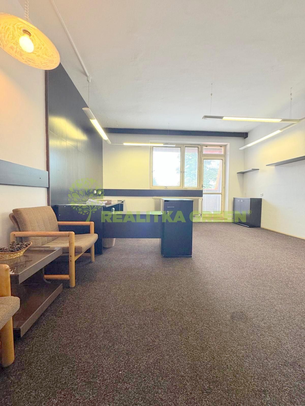 Pronájem obchodní prostory - Halenkov, 15 m²