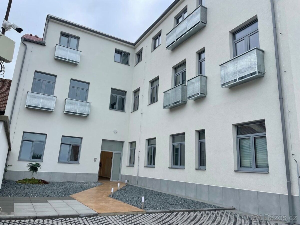 Byty, Veselí nad Moravou, 698 01