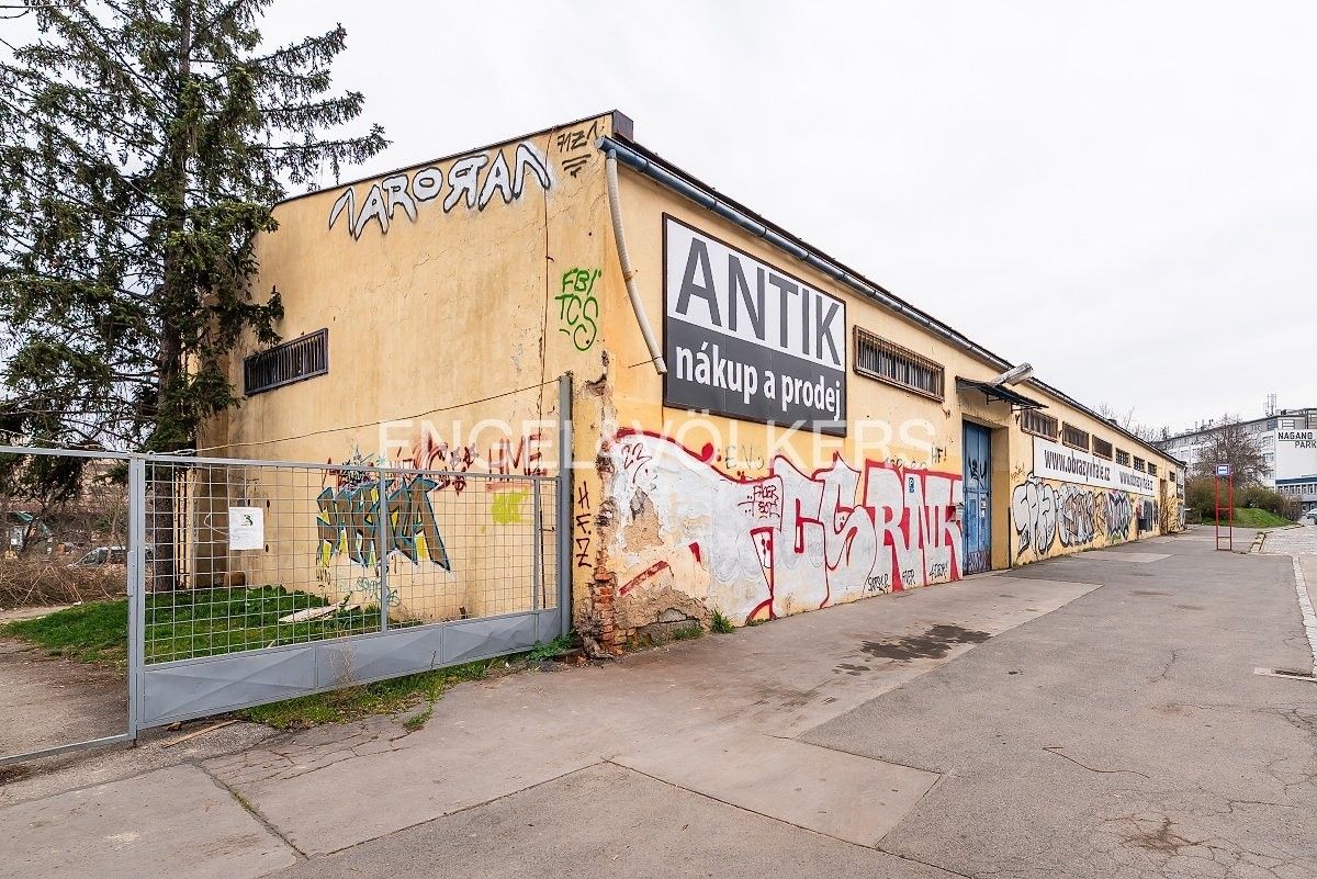 Sklady, U nákladového nádraží, Praha, 832 m² - 1