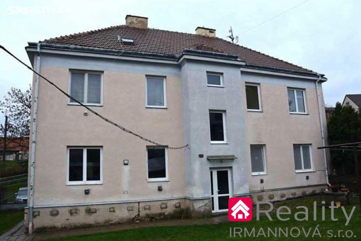 3+1, nám. Svobody, Miroslav, 61 m²