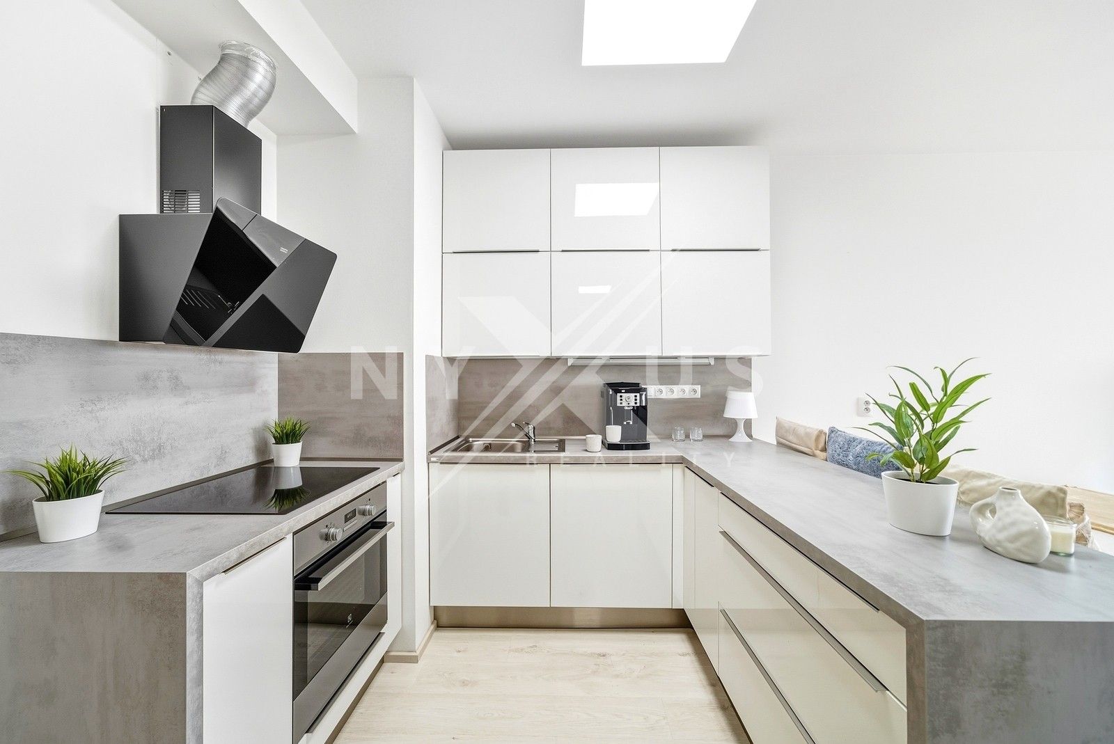 Prodej byt 1+kk - Kadečkové, Praha, 36 m²