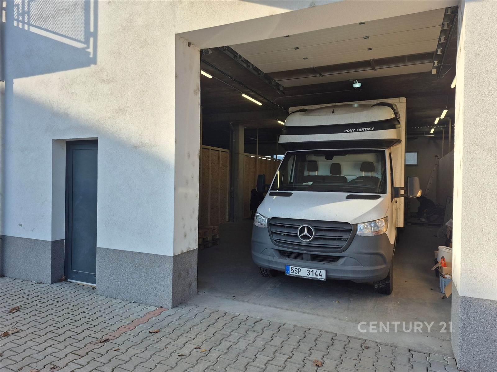 Pronájem sklad - Olomoucká 1309, Brno Černovice, 102 m² - 5