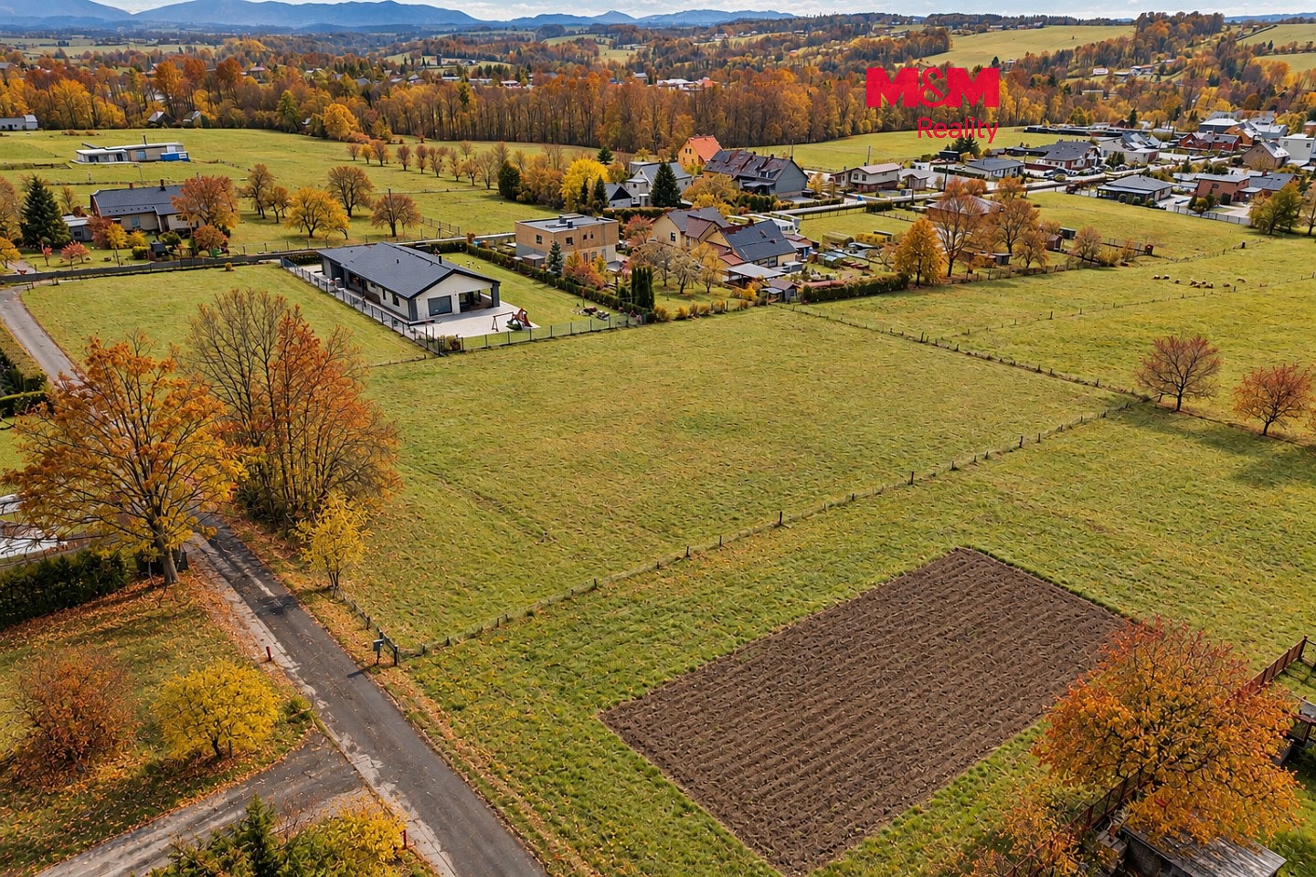 Pozemek pro bydlení, 1 761 m²