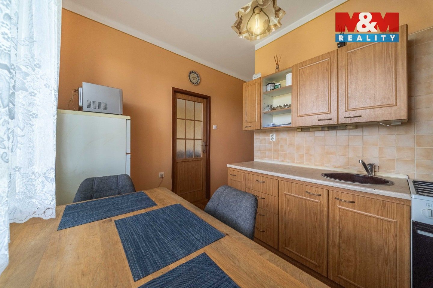 2+1, 1. máje, Hrádek, 56 m² - 2