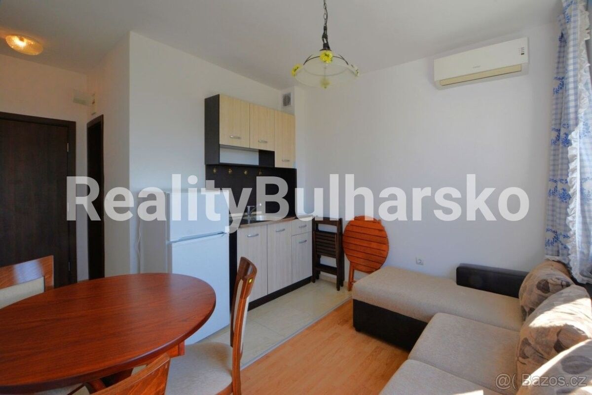 Prodej byt - 987 66, Zahraničí