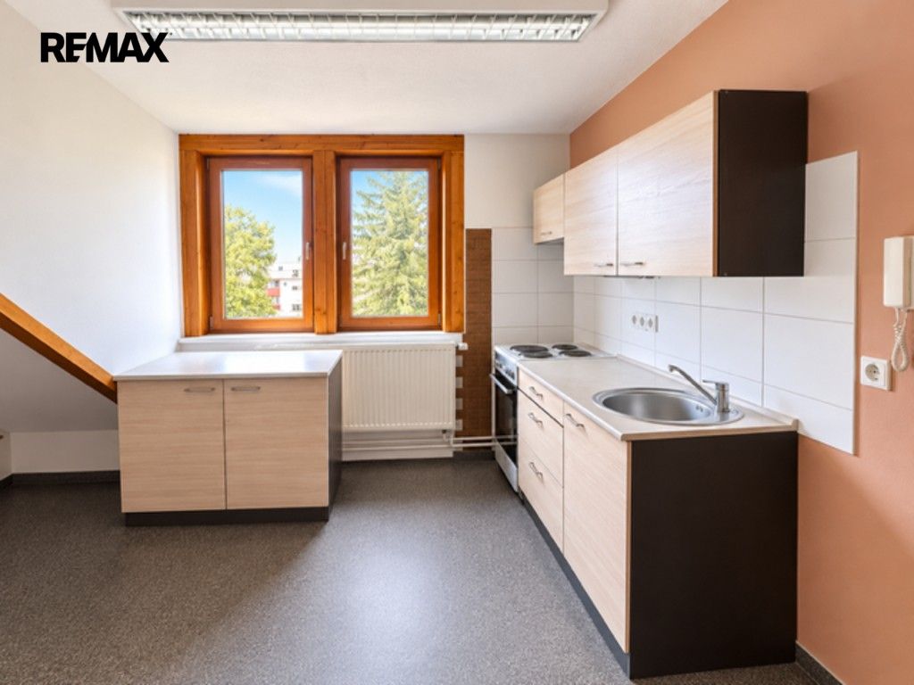 Pronájem byt - Alešova 332, České Budějovice 6, 65 m² - 5