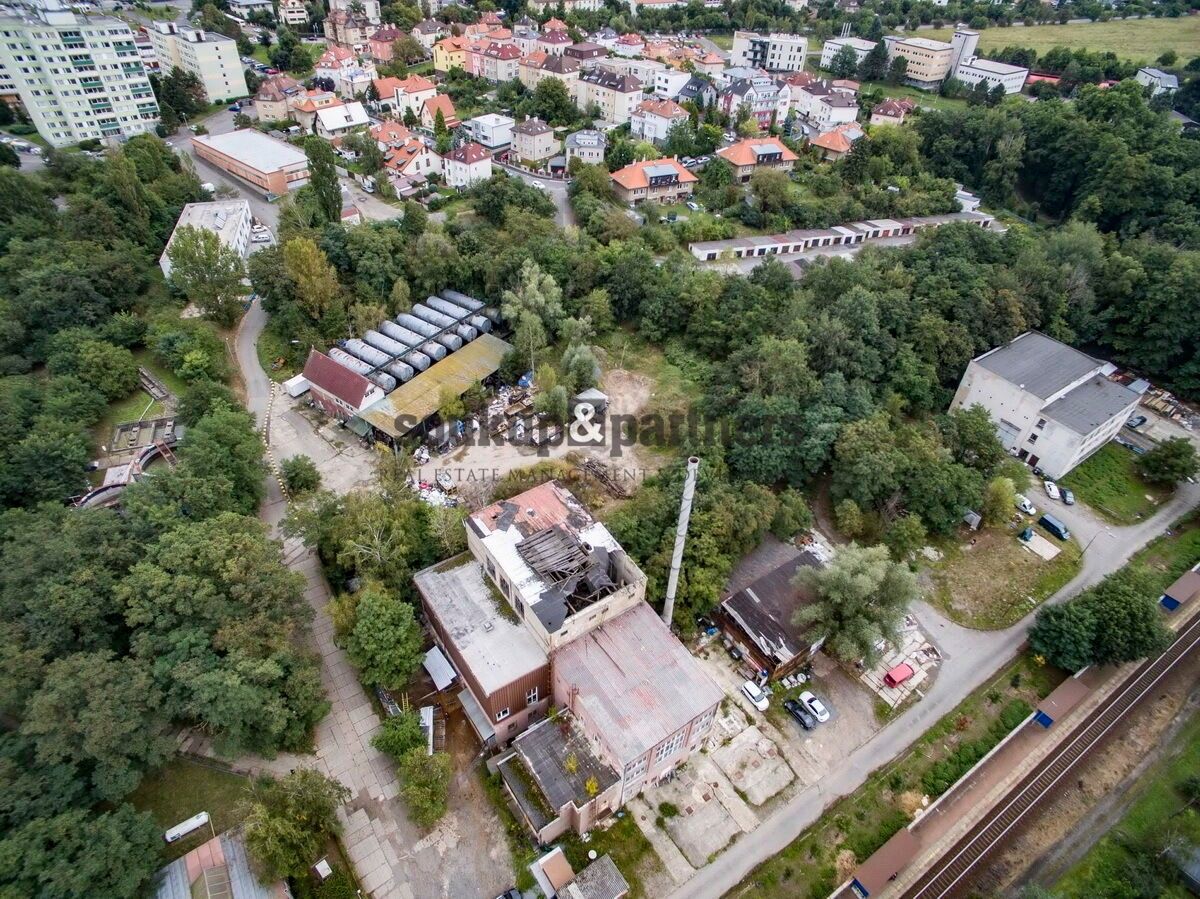Pronájem komerční pozemek - U skladu, Praha, 5 700 m²