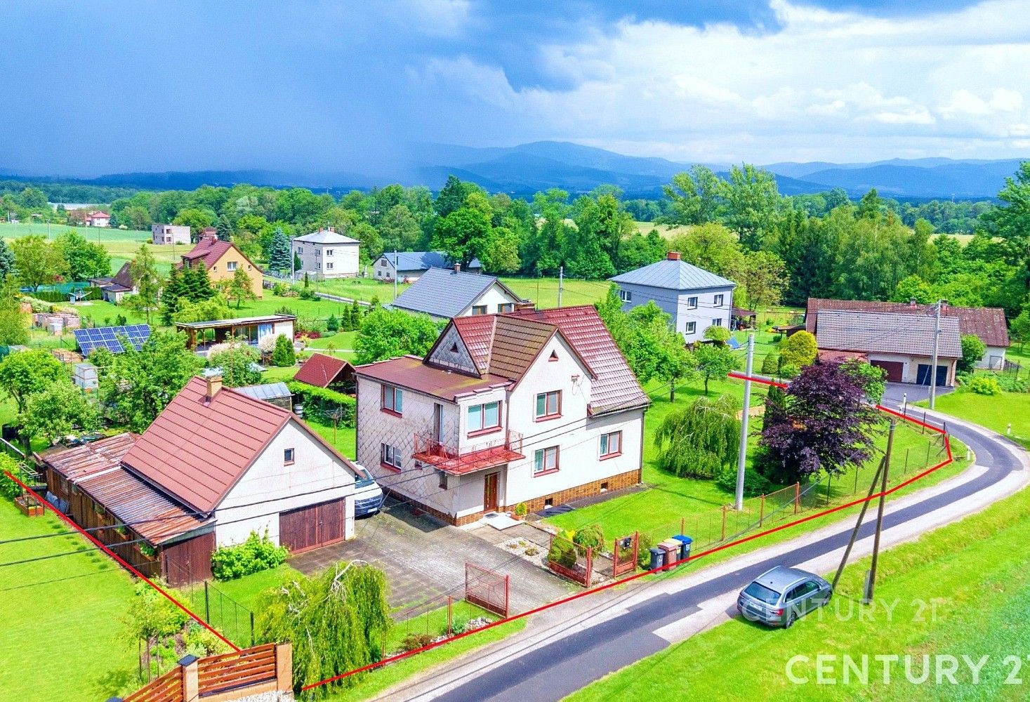 Rodinné domy, Třinec, okres Frýdek-Místek, 195 m² - 1