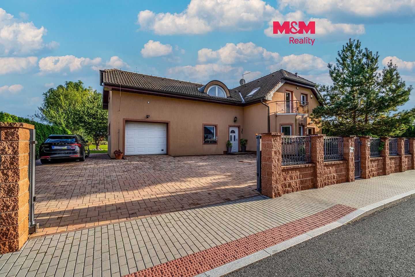 Rodinné domy, Modletice, okres Praha-východ, 236 m² - 1