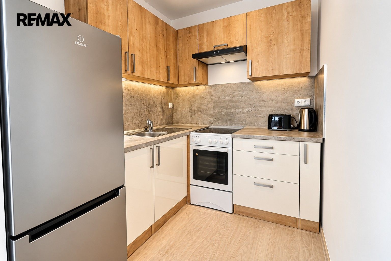 Byt 1+kk · 34 m² · Doležalova 1046, Praha Černý Most - 3