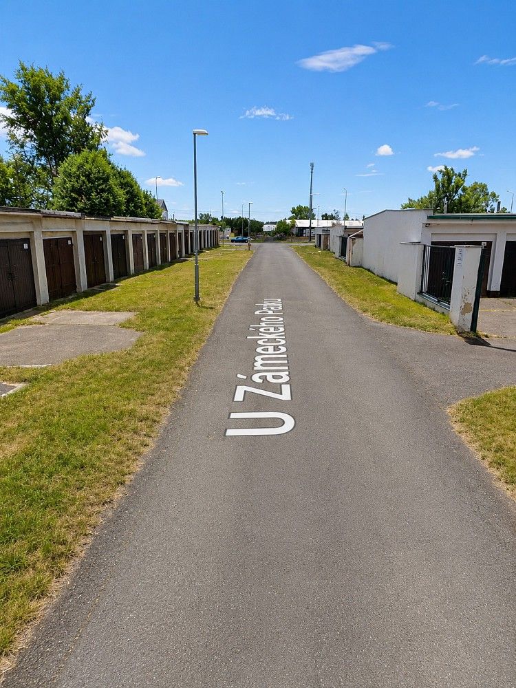 Garáže, Litvínov, okres Most, Ústecký kraj, 28 m² - 1