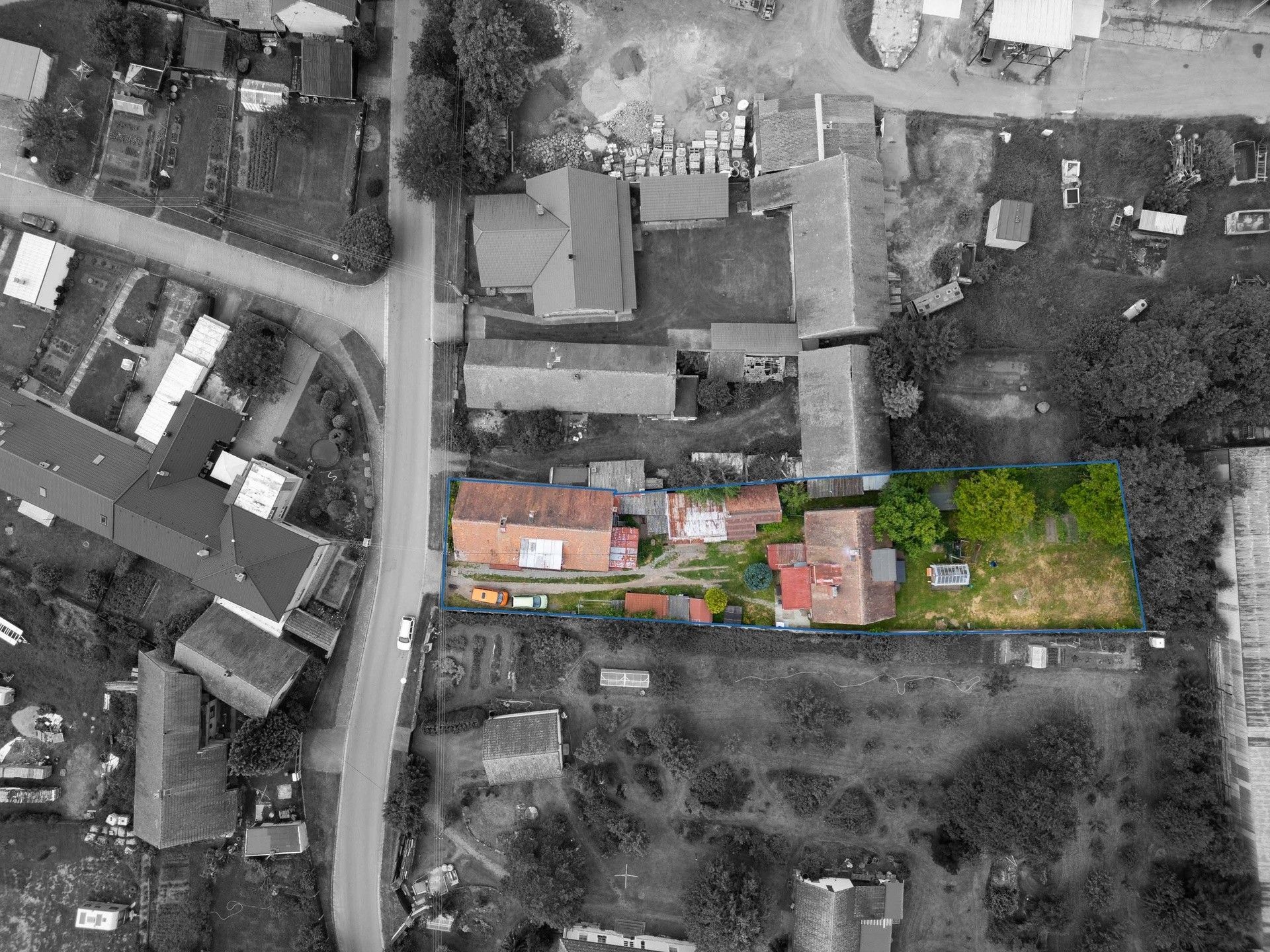 Prodej rodinný dům - U Špejcharu, Staré Hradiště, 350 m²