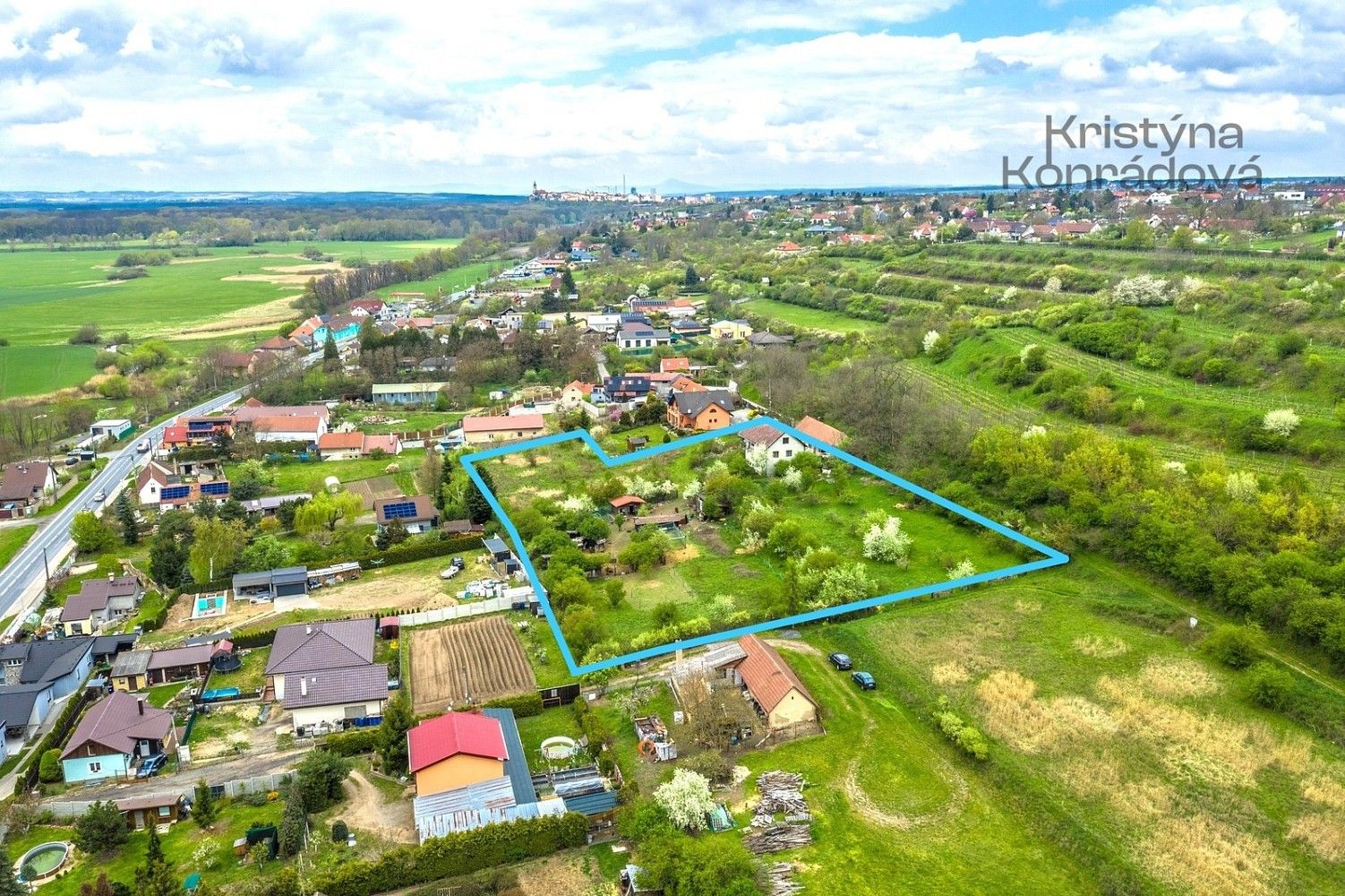 Pozemky pro bydlení, Kly - Dolní Vinice, okres Mělník, Středočeský kraj - 1