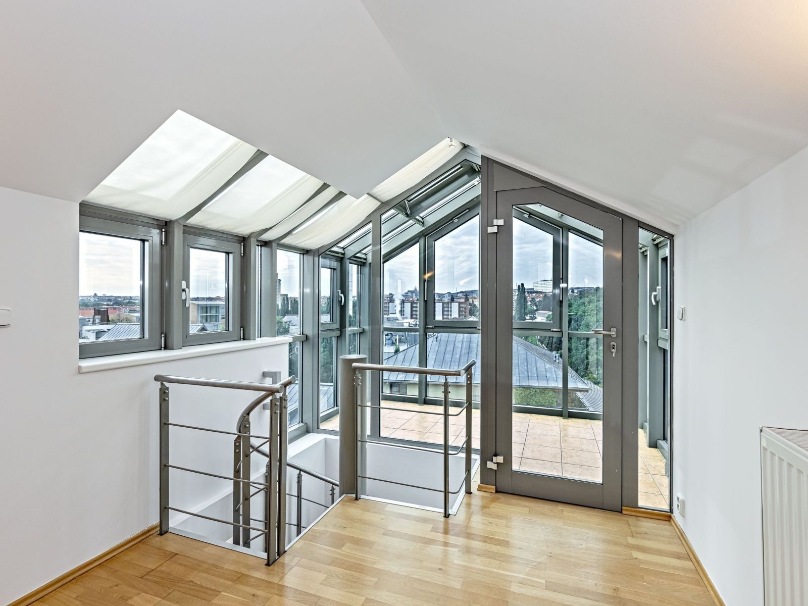 4+1, Paťanka, Praha - Dejvice, 130 m² - 2